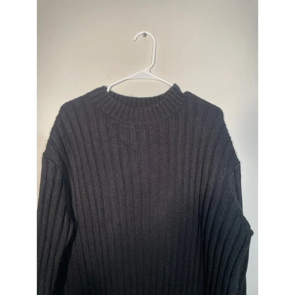 H&M Black‎ Chunky Knit Wool Blend Sweater - Picture 2 of 10